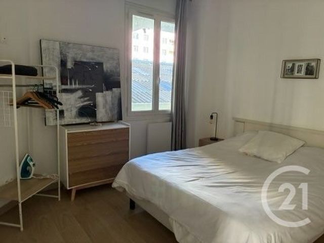 Appartement F10 à louer - 2 pièces - 37.82 m2 - NICE - 06 - PROVENCE-ALPES-COTE-D-AZUR - Century 21 Lafage Transactions