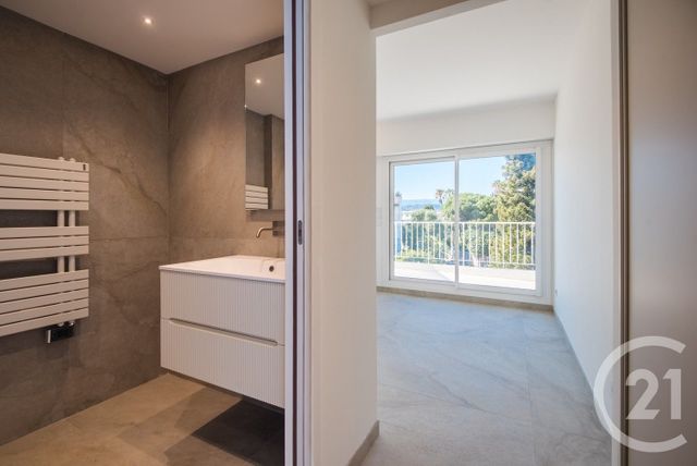 Appartement F3 à vendre - 3 pièces - 80.5 m2 - NICE - 06 - PROVENCE-ALPES-COTE-D-AZUR - Century 21 Lafage Transactions