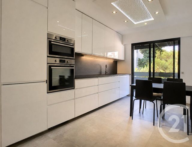 Appartement F3 à louer - 3 pièces - 86.0 m2 - NICE - 06 - PROVENCE-ALPES-COTE-D-AZUR - Century 21 Lafage Transactions