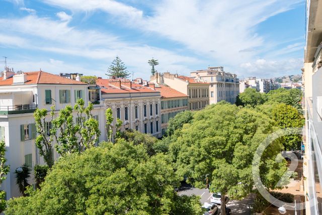 Appartement F3 à vendre - 3 pièces - 87.02 m2 - NICE - 06 - PROVENCE-ALPES-COTE-D-AZUR - Century 21 Lafage Transactions
