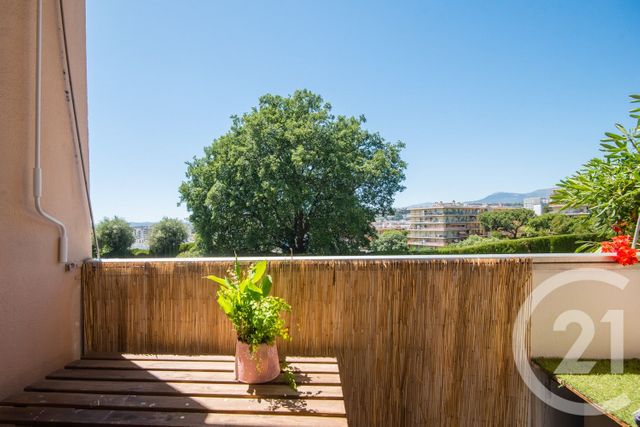 Appartement F3 à vendre - 3 pièces - 56.85 m2 - NICE - 06 - PROVENCE-ALPES-COTE-D-AZUR - Century 21 Lafage Transactions