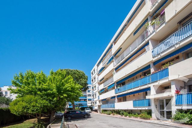 Appartement F3 à vendre - 3 pièces - 56.85 m2 - NICE - 06 - PROVENCE-ALPES-COTE-D-AZUR - Century 21 Lafage Transactions