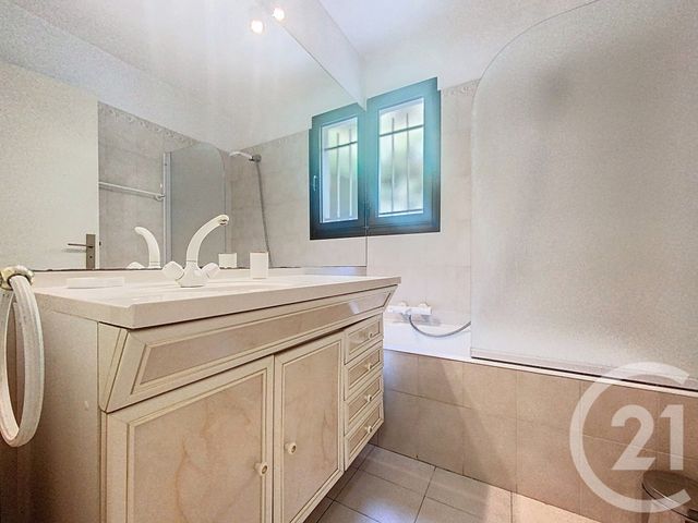 Appartement F3 à louer - 3 pièces - 84.05 m2 - NICE - 06 - PROVENCE-ALPES-COTE-D-AZUR - Century 21 Lafage Transactions