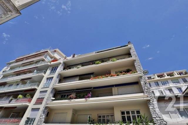 Appartement F3 à louer - 3 pièces - 124.09 m2 - NICE - 06 - PROVENCE-ALPES-COTE-D-AZUR - Century 21 Lafage Transactions