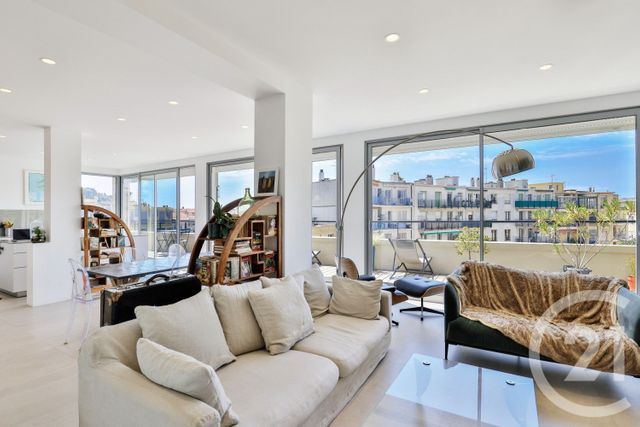 Appartement F3 à louer - 3 pièces - 124.09 m2 - NICE - 06 - PROVENCE-ALPES-COTE-D-AZUR - Century 21 Lafage Transactions