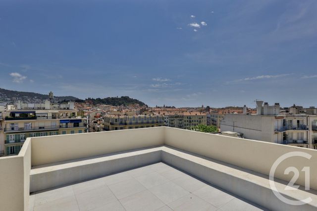 Appartement F3 à louer - 3 pièces - 124.09 m2 - NICE - 06 - PROVENCE-ALPES-COTE-D-AZUR - Century 21 Lafage Transactions