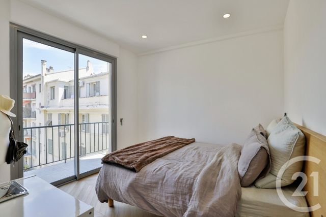 Appartement F3 à louer - 3 pièces - 124.09 m2 - NICE - 06 - PROVENCE-ALPES-COTE-D-AZUR - Century 21 Lafage Transactions