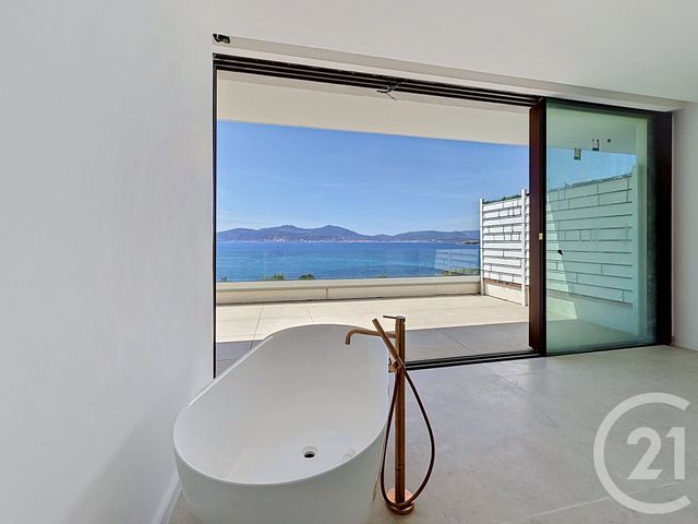 Appartement F4 à vendre - 4 pièces - 175.0 m2 - PIETROSELLA - 201 - CORSE - Century 21 Lafage Transactions
