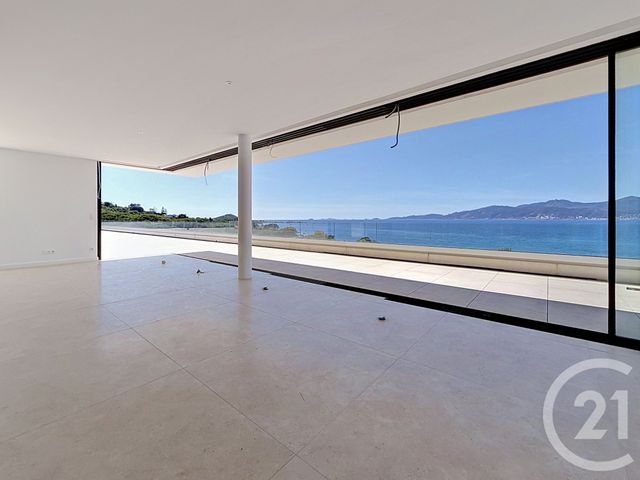 Appartement F4 à vendre - 4 pièces - 175.0 m2 - PIETROSELLA - 201 - CORSE - Century 21 Lafage Transactions