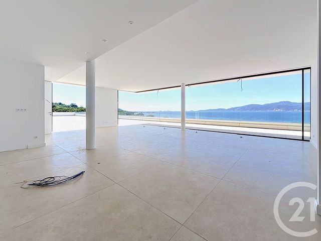 Appartement F4 à vendre - 4 pièces - 175.0 m2 - PIETROSELLA - 201 - CORSE - Century 21 Lafage Transactions