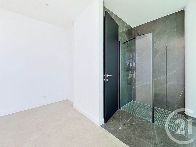 Appartement F4 à vendre - 4 pièces - 175.0 m2 - PIETROSELLA - 201 - CORSE - Century 21 Lafage Transactions