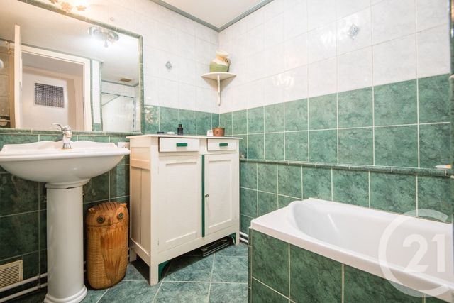 Appartement F4 à vendre - 4 pièces - 109.19 m2 - NICE - 06 - PROVENCE-ALPES-COTE-D-AZUR - Century 21 Lafage Transactions