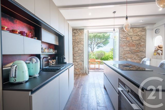 Appartement F4 à vendre - 4 pièces - 109.19 m2 - NICE - 06 - PROVENCE-ALPES-COTE-D-AZUR - Century 21 Lafage Transactions