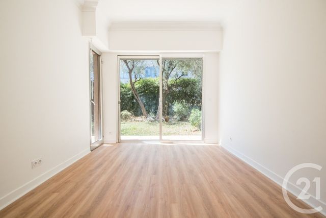 Appartement F4 à vendre - 4 pièces - 87.6 m2 - NICE - 06 - PROVENCE-ALPES-COTE-D-AZUR - Century 21 Lafage Transactions