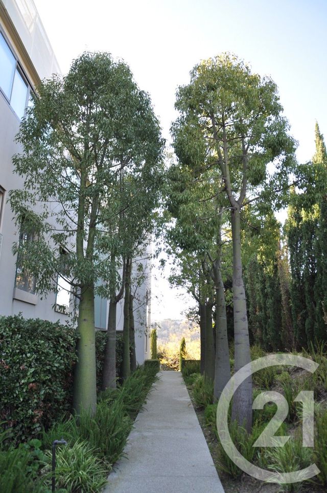 Appartement F2 à louer - 2 pièces - 48.4 m2 - NICE - 06 - PROVENCE-ALPES-COTE-D-AZUR - Century 21 Lafage Transactions