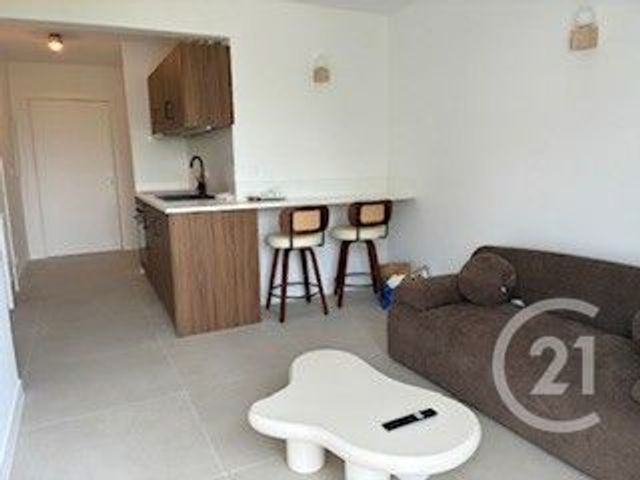 Appartement F2 à louer - 2 pièces - 29.0 m2 - NICE - 06 - PROVENCE-ALPES-COTE-D-AZUR - Century 21 Lafage Transactions