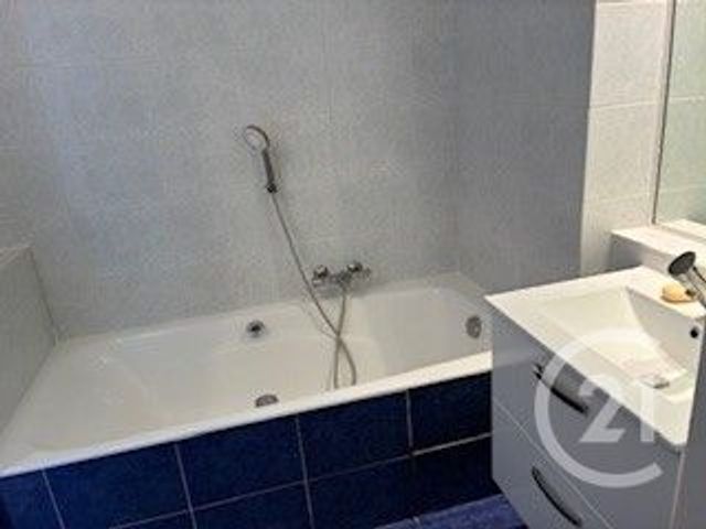 Appartement F2 à louer - 2 pièces - 29.0 m2 - NICE - 06 - PROVENCE-ALPES-COTE-D-AZUR - Century 21 Lafage Transactions