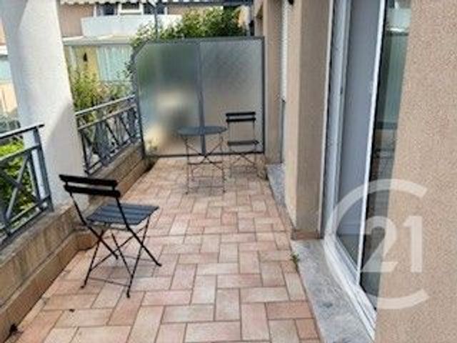 Appartement F2 à louer - 2 pièces - 29.0 m2 - NICE - 06 - PROVENCE-ALPES-COTE-D-AZUR - Century 21 Lafage Transactions