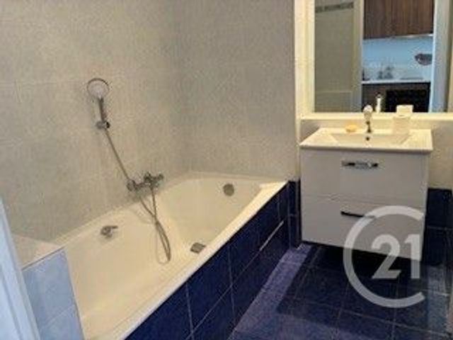 Appartement F2 à louer - 2 pièces - 29.0 m2 - NICE - 06 - PROVENCE-ALPES-COTE-D-AZUR - Century 21 Lafage Transactions