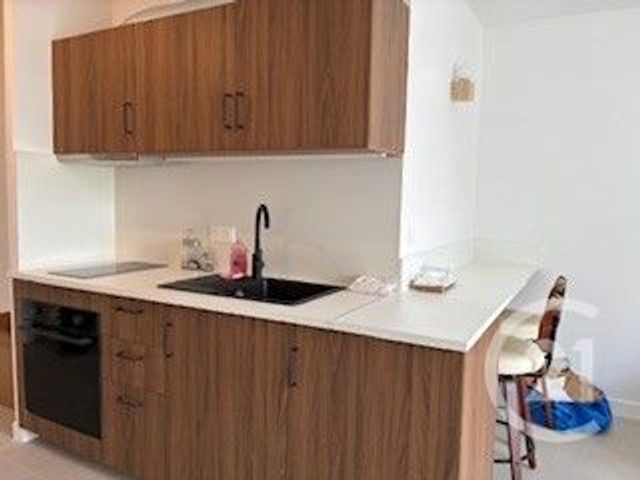 Appartement F2 à louer - 2 pièces - 29.0 m2 - NICE - 06 - PROVENCE-ALPES-COTE-D-AZUR - Century 21 Lafage Transactions