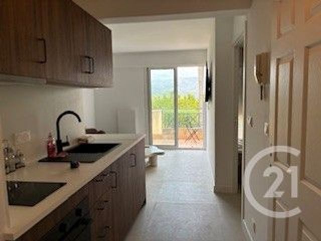 Appartement F2 à louer - 2 pièces - 29.0 m2 - NICE - 06 - PROVENCE-ALPES-COTE-D-AZUR - Century 21 Lafage Transactions