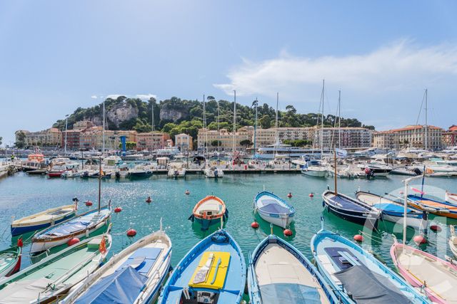 Appartement F2 à vendre - 2 pièces - 31.43 m2 - NICE - 06 - PROVENCE-ALPES-COTE-D-AZUR - Century 21 Lafage Transactions