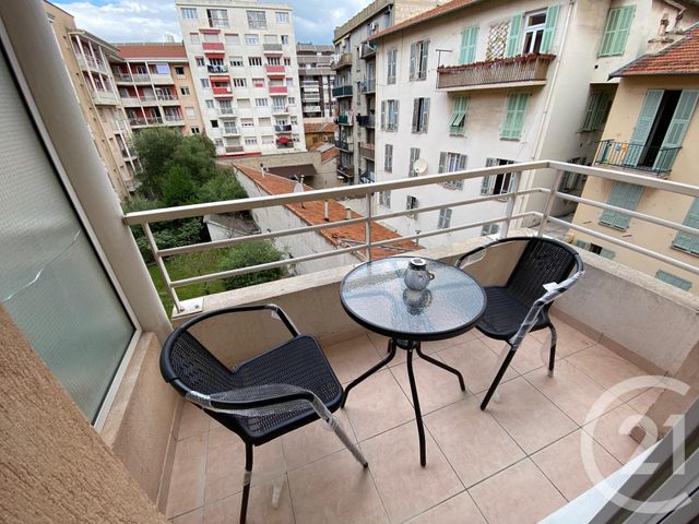 Appartement F2 à louer - 2 pièces - 26.02 m2 - NICE - 06 - PROVENCE-ALPES-COTE-D-AZUR - Century 21 Lafage Transactions