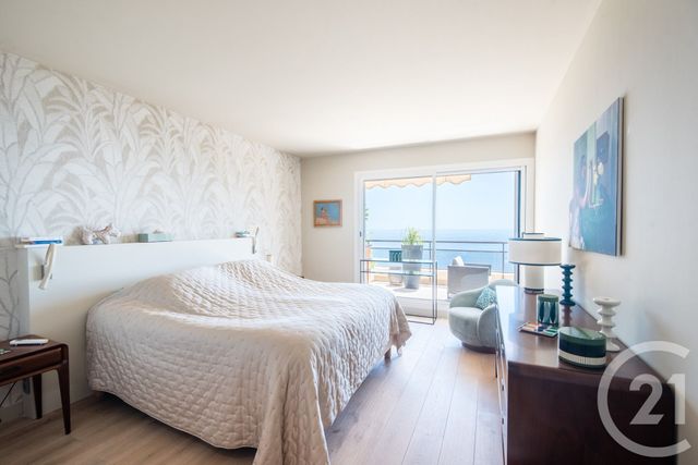 Appartement F3 à vendre - 3 pièces - 110.04 m2 - NICE - 06 - PROVENCE-ALPES-COTE-D-AZUR - Century 21 Lafage Transactions