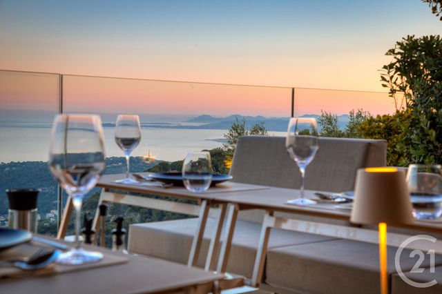 maison à louer - 7 pièces - 336.0 m2 - VILLEFRANCHE SUR MER - 06 - PROVENCE-ALPES-COTE-D-AZUR - Century 21 Lafage Transactions