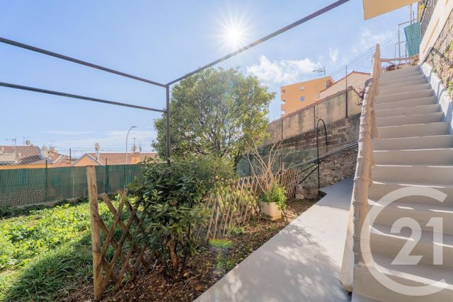 maison à vendre - 4 pièces - 88.3 m2 - BEAUSOLEIL - 06 - PROVENCE-ALPES-COTE-D-AZUR - Century 21 Lafage Transactions
