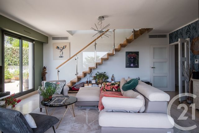 Appartement F6 à vendre - 6 pièces - 159.02 m2 - NICE - 06 - PROVENCE-ALPES-COTE-D-AZUR - Century 21 Lafage Transactions