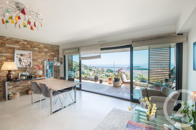 Appartement F6 à vendre - 6 pièces - 159.02 m2 - NICE - 06 - PROVENCE-ALPES-COTE-D-AZUR - Century 21 Lafage Transactions