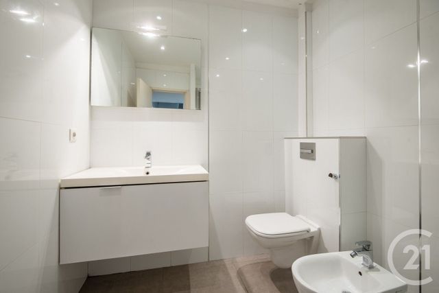Appartement F3 à vendre - 3 pièces - 51.41 m2 - NICE - 06 - PROVENCE-ALPES-COTE-D-AZUR - Century 21 Lafage Transactions