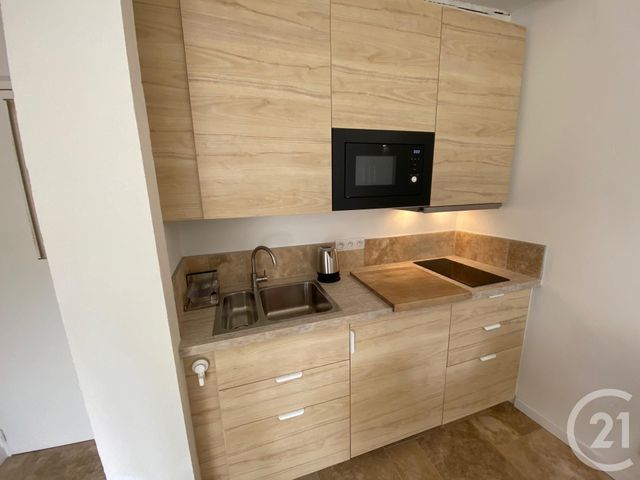 Appartement F1 à louer - 1 pièce - 25.86 m2 - NICE - 06 - PROVENCE-ALPES-COTE-D-AZUR - Century 21 Lafage Transactions
