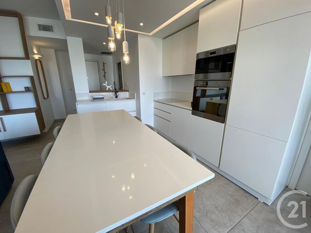Appartement F2 à louer - 2 pièces - 56.27 m2 - NICE - 06 - PROVENCE-ALPES-COTE-D-AZUR - Century 21 Lafage Transactions