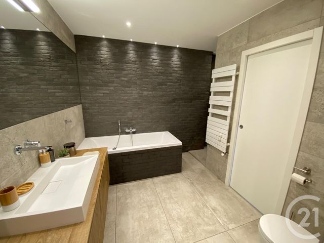 Appartement F2 à louer - 2 pièces - 56.27 m2 - NICE - 06 - PROVENCE-ALPES-COTE-D-AZUR - Century 21 Lafage Transactions