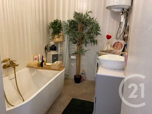 Appartement F2 à louer - 2 pièces - 43.31 m2 - NICE - 06 - PROVENCE-ALPES-COTE-D-AZUR - Century 21 Lafage Transactions