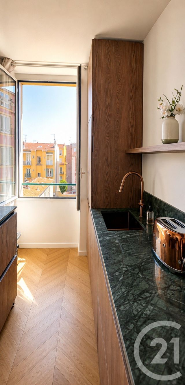Appartement F2 à louer - 2 pièces - 43.31 m2 - NICE - 06 - PROVENCE-ALPES-COTE-D-AZUR - Century 21 Lafage Transactions