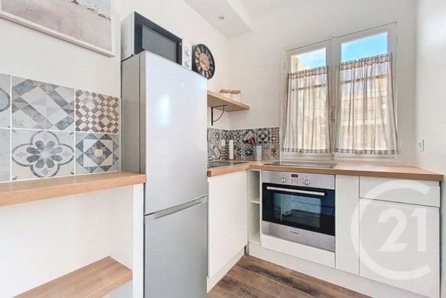 Appartement F1 à louer - 1 pièce - 25.57 m2 - NICE - 06 - PROVENCE-ALPES-COTE-D-AZUR - Century 21 Lafage Transactions