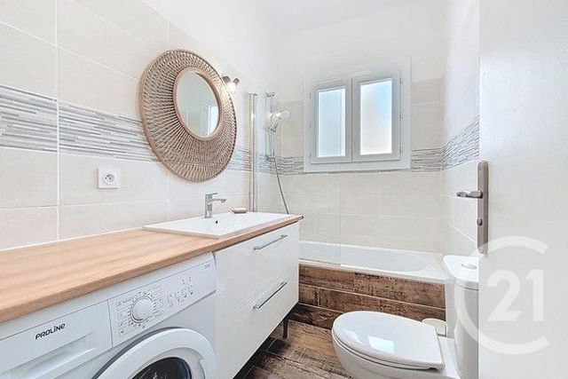 Appartement F1 à louer - 1 pièce - 25.57 m2 - NICE - 06 - PROVENCE-ALPES-COTE-D-AZUR - Century 21 Lafage Transactions