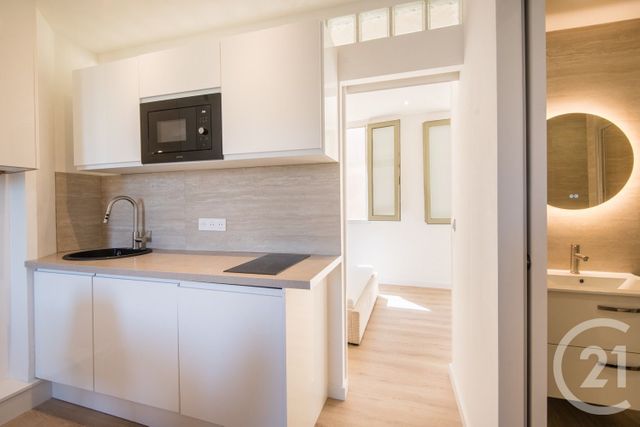 Appartement F2 à vendre - 2 pièces - 32.0 m2 - NICE - 06 - PROVENCE-ALPES-COTE-D-AZUR - Century 21 Lafage Transactions