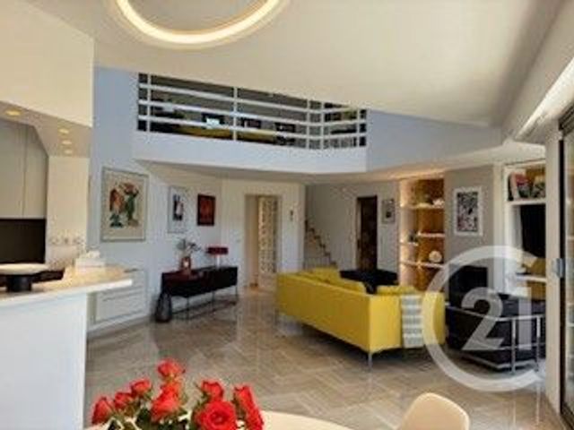 Appartement F3 à louer - 4 pièces - 111.03 m2 - NICE - 06 - PROVENCE-ALPES-COTE-D-AZUR - Century 21 Lafage Transactions