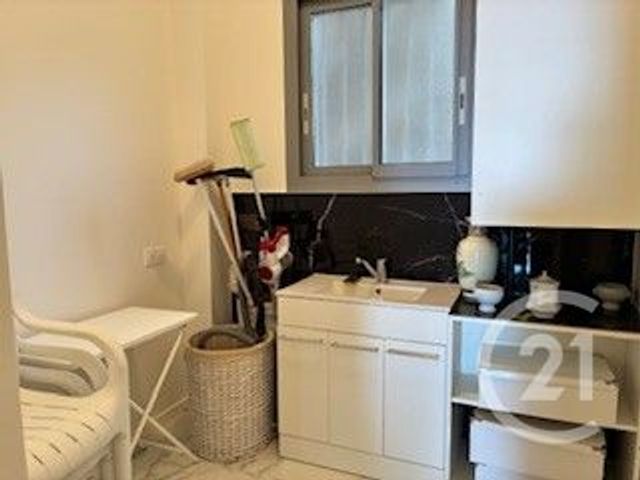 Appartement F3 à louer - 3 pièces - 124.44 m2 - NICE - 06 - PROVENCE-ALPES-COTE-D-AZUR - Century 21 Lafage Transactions