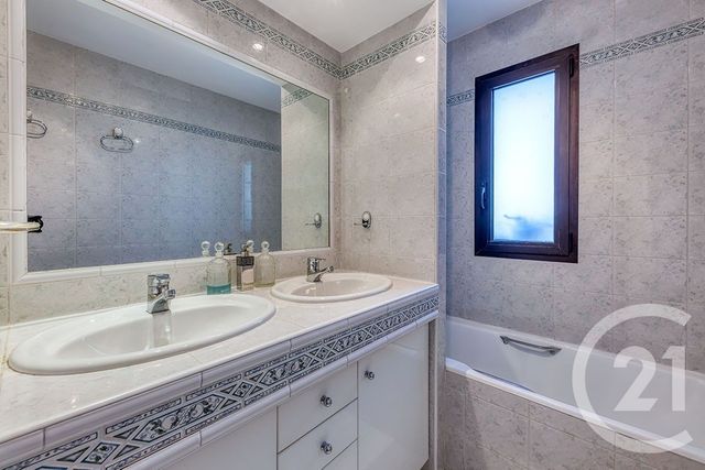 Appartement F3 à vendre - 3 pièces - 86.0 m2 - NICE - 06 - PROVENCE-ALPES-COTE-D-AZUR - Century 21 Lafage Transactions