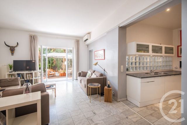 Appartement F3 à vendre - 3 pièces - 76.76 m2 - NICE - 06 - PROVENCE-ALPES-COTE-D-AZUR - Century 21 Lafage Transactions