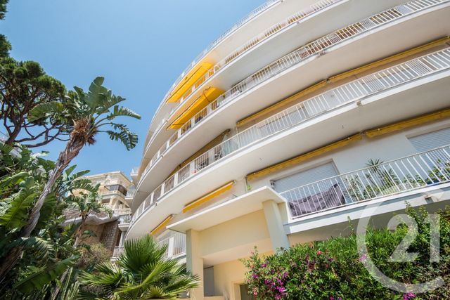 Appartement F3 à vendre - 3 pièces - 76.76 m2 - NICE - 06 - PROVENCE-ALPES-COTE-D-AZUR - Century 21 Lafage Transactions