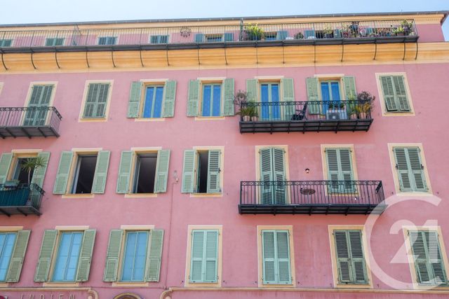 Appartement F3 à vendre - 3 pièces - 80.03 m2 - NICE - 06 - PROVENCE-ALPES-COTE-D-AZUR - Century 21 Lafage Transactions