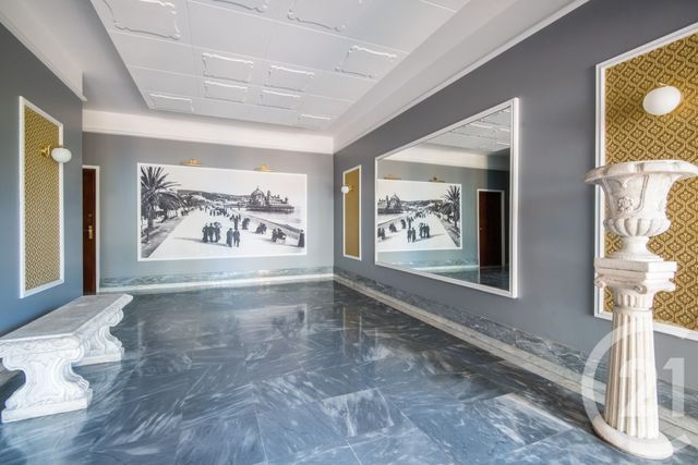 Appartement F3 à vendre - 3 pièces - 81.23 m2 - NICE - 06 - PROVENCE-ALPES-COTE-D-AZUR - Century 21 Lafage Transactions