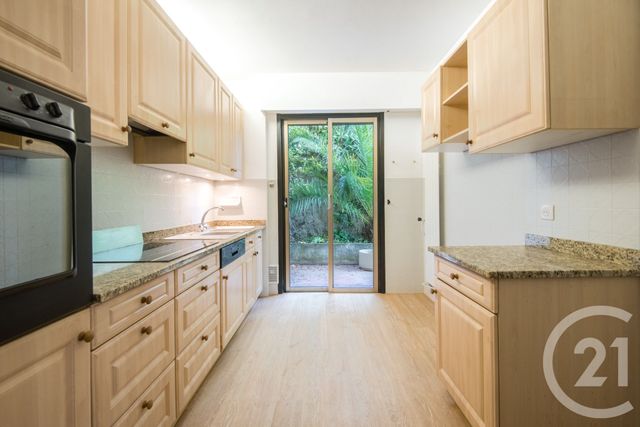 Appartement F3 à vendre - 3 pièces - 81.23 m2 - NICE - 06 - PROVENCE-ALPES-COTE-D-AZUR - Century 21 Lafage Transactions