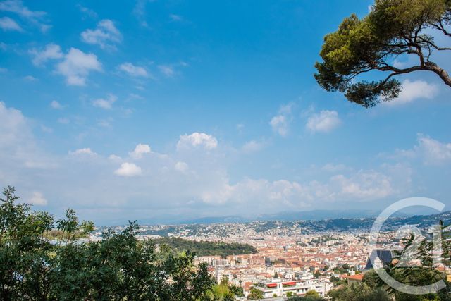 Appartement F3 à vendre - 3 pièces - 81.23 m2 - NICE - 06 - PROVENCE-ALPES-COTE-D-AZUR - Century 21 Lafage Transactions